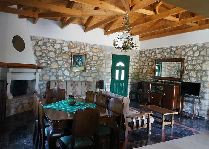 Ktima Λαζαράτα